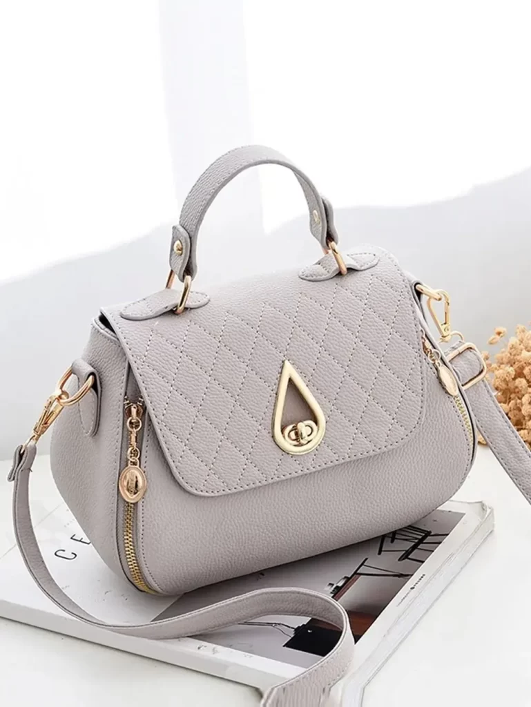 کیف زنانه یاسی با جزئیات فلزی