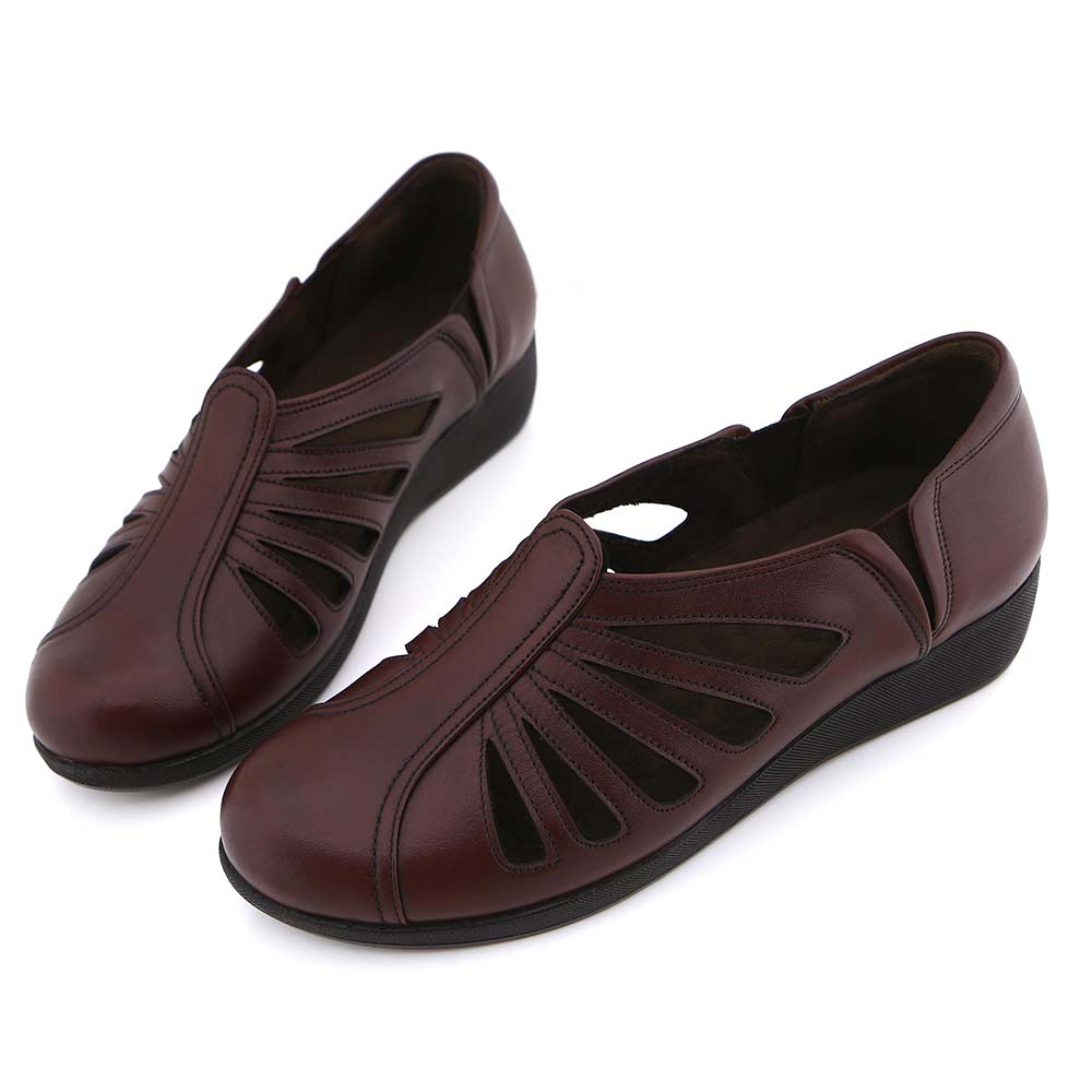 کفش طبی زنانه قهوه ای تیره