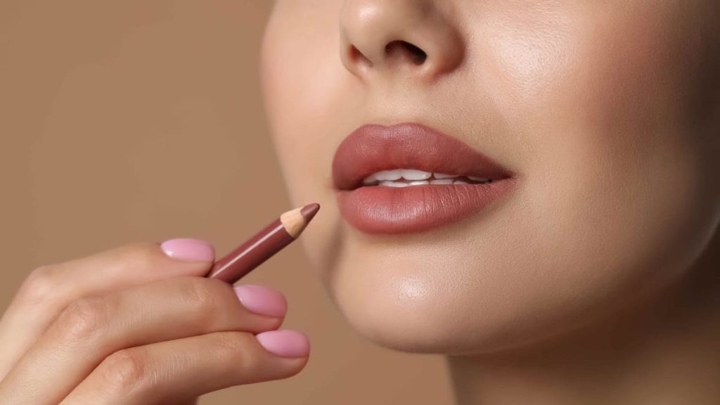 بهترین رنگهای رژ لب برای پوست سبزه