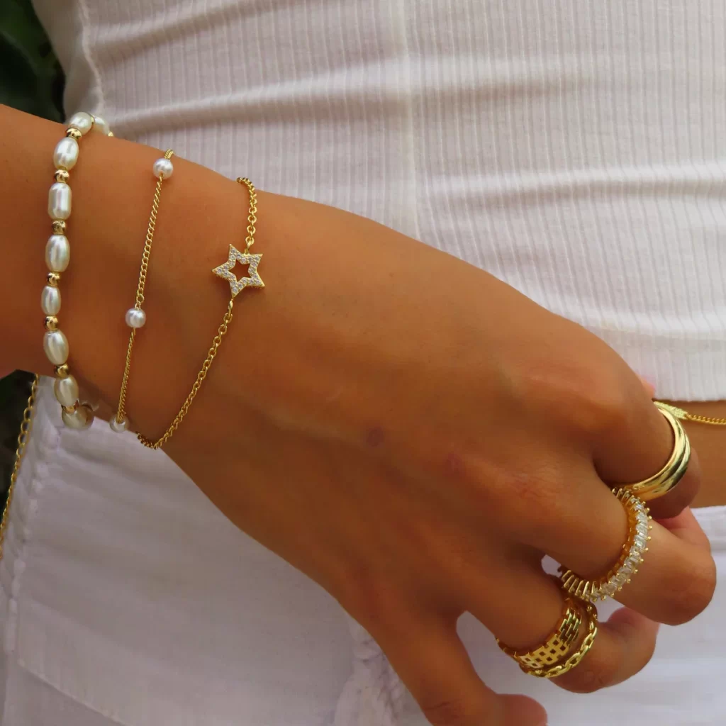 دستبند دخترانه اسپرت