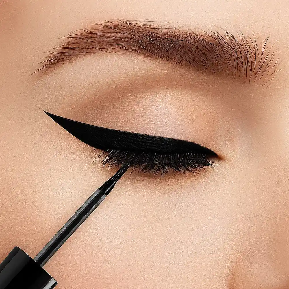 خط چشم پرحجم