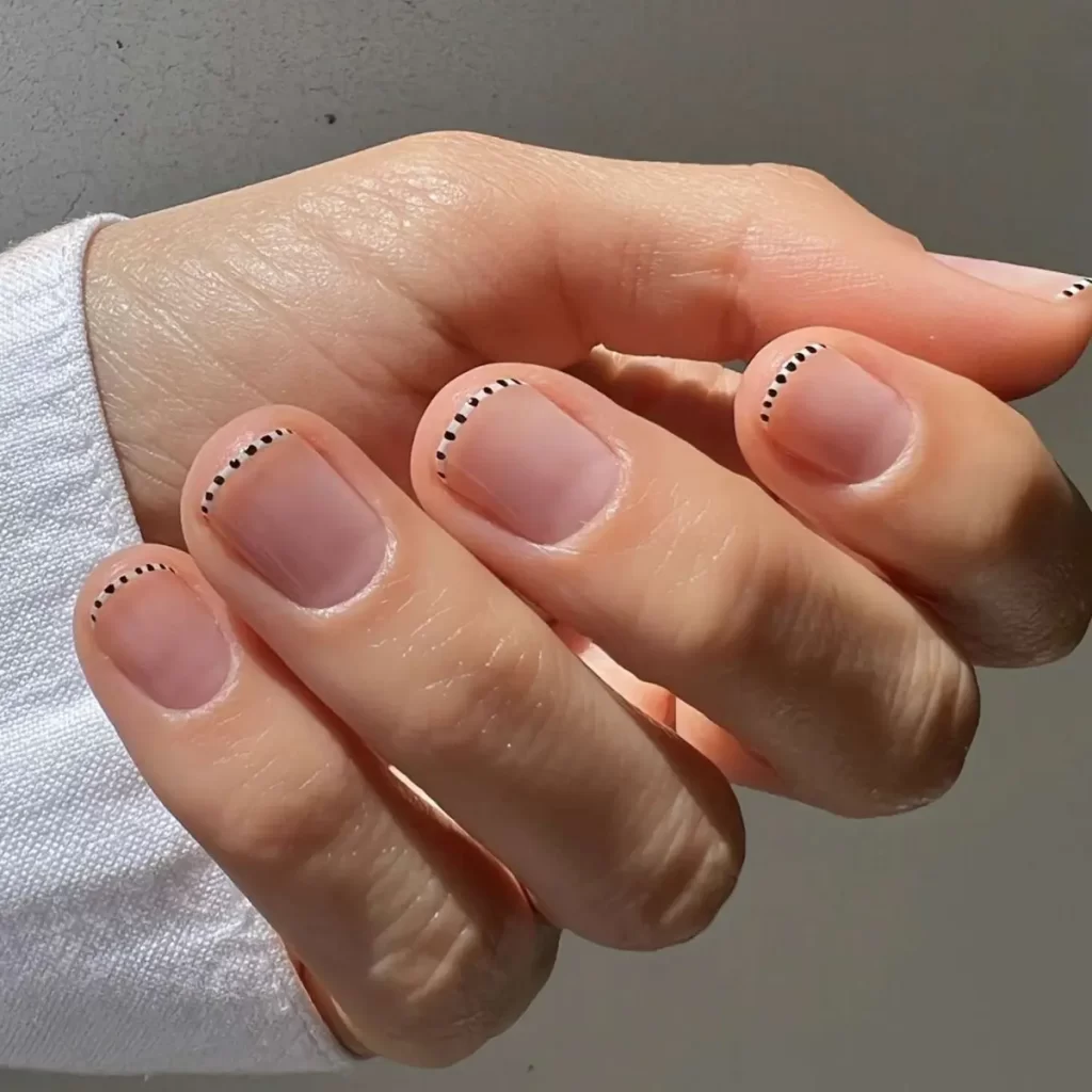 ناخن میکرو فرنچ