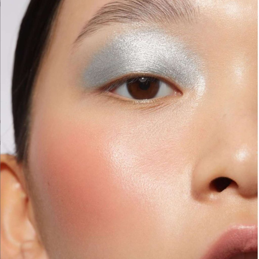 سایه چشم یخی