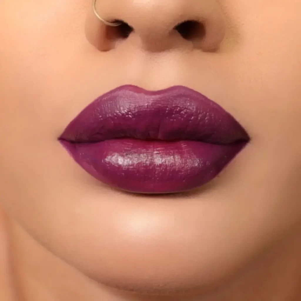 رژ لب غلیظ بادمجونی