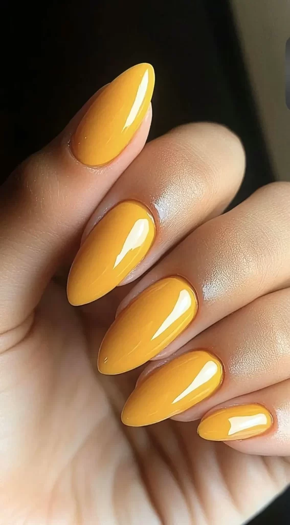 ناخن زرد تیره ساده دخترانه