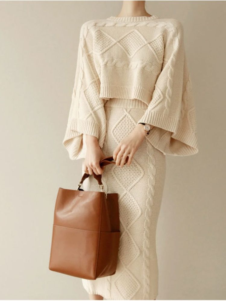 ست دو تیکه بافت زنانه کرم