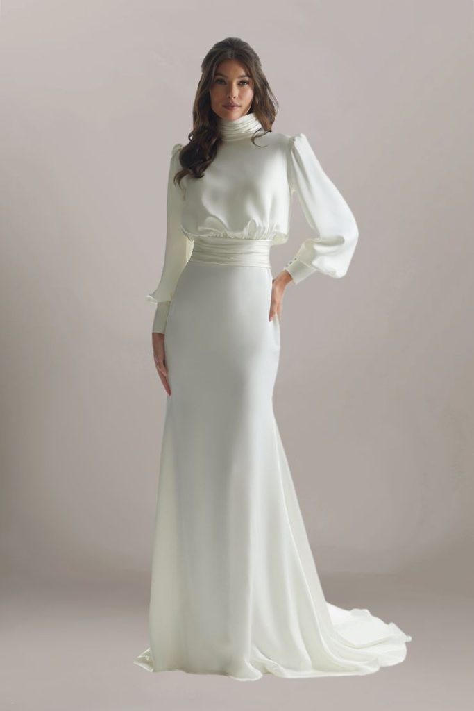 پیراهن سفید فرمالیته ساده و بلند