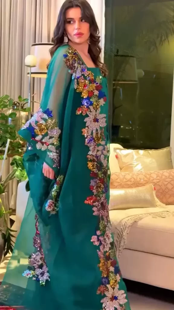 لباس ساری سبز